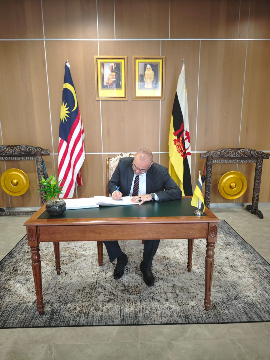 Iraq Embassy in KL | سفارة العراق - كوالالمبور tweet media