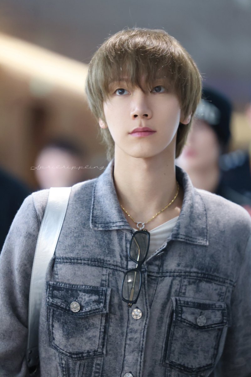 ฮอลลล์ ヅ tweet media