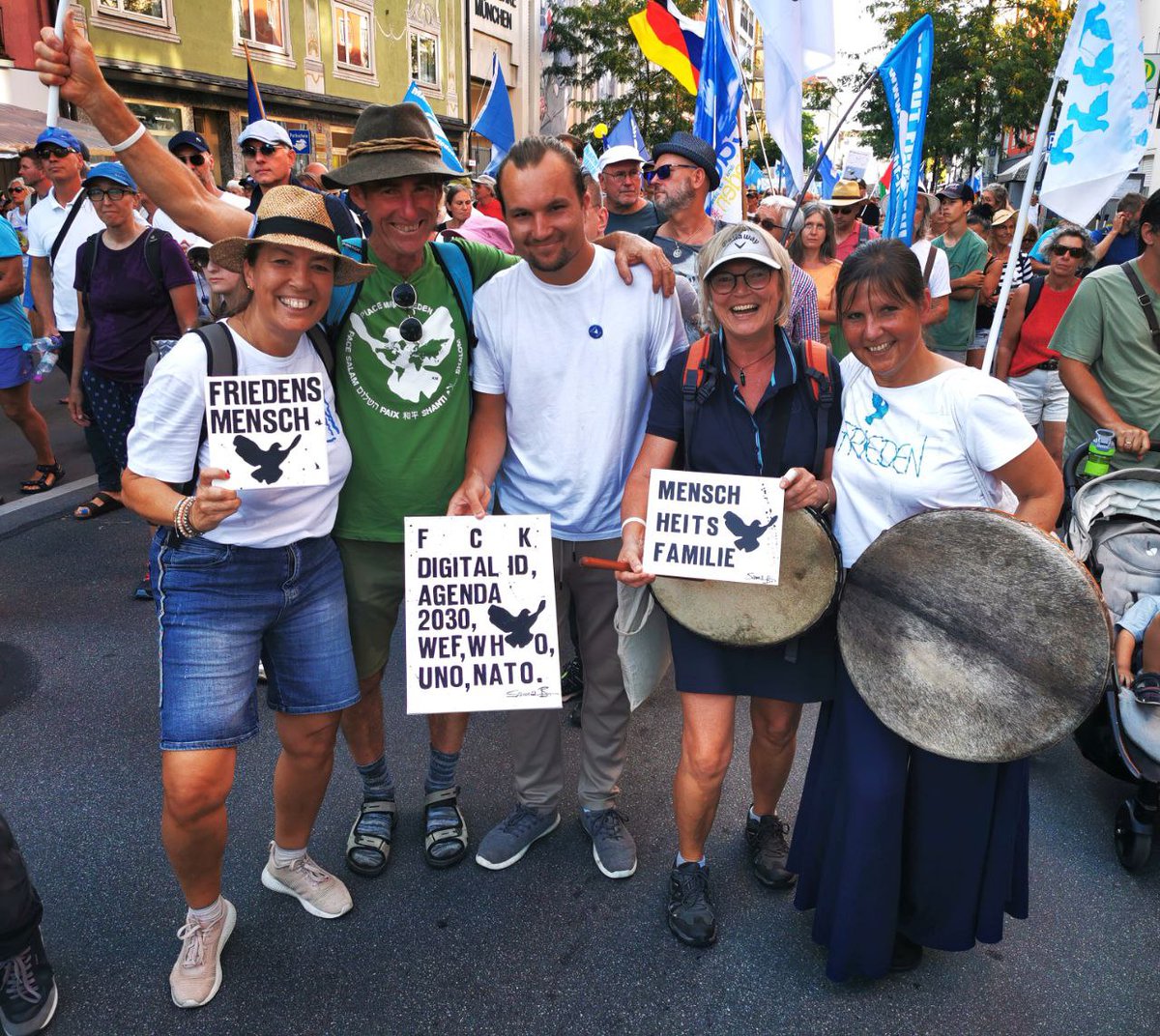 earthofjoy tweet media