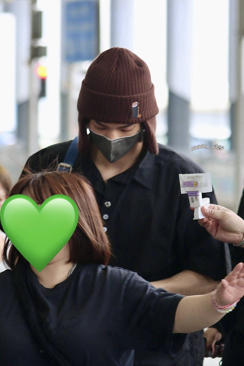 •᎑• tweet media