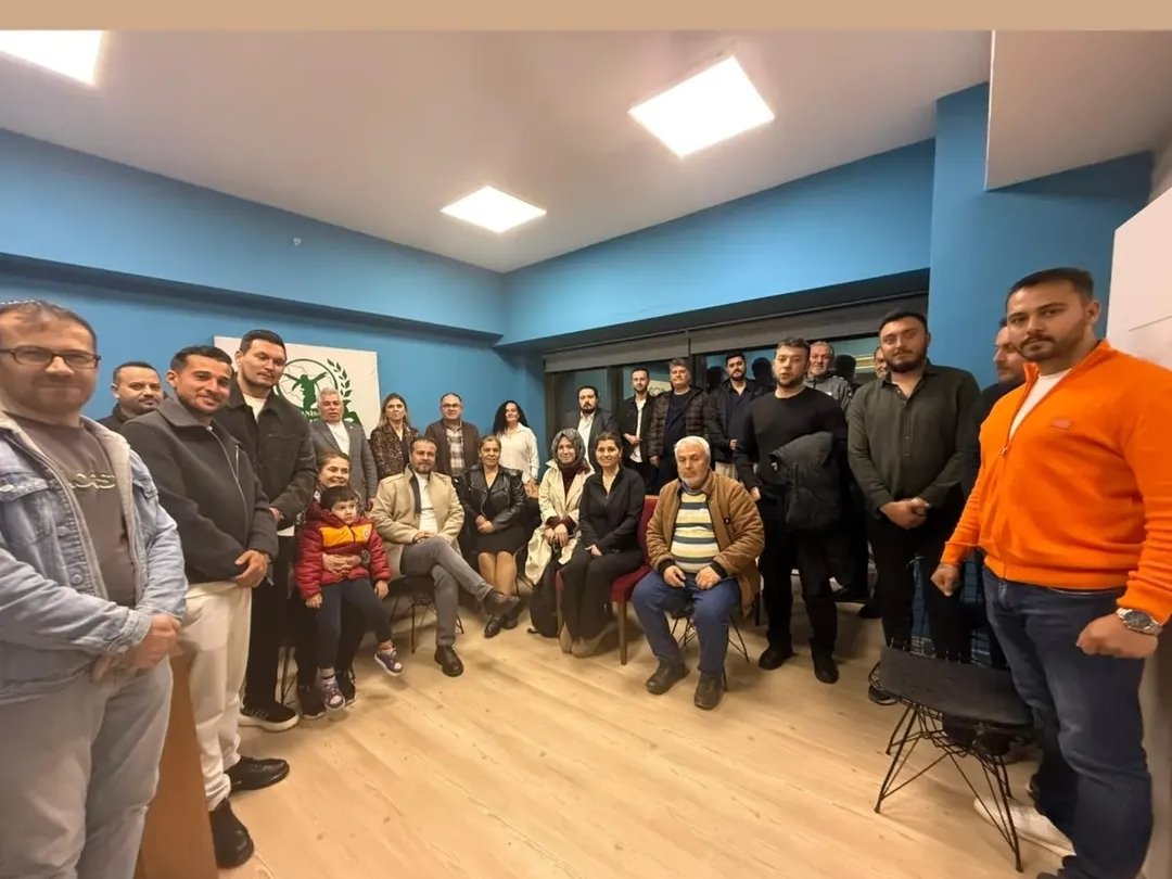 manisadernegi's tweet photo. #EgeManisalılarFederasyonu Bşk Halit Oran'ın Davetiyle #İzmir'de Gerçekleşen Y. K Toplantısına #İstanbulManisalilarDerneği Bşk Hüseyin Fehmi Yersel ve Y. K 'nun Selamını İleterek Katılım Sağladık.
Alınan Kararlar İzmir'de Yaşayan Manisalı Hemşehrilerimize Hayırlı Olsun
 #istanbul https://t.co/WeXKl5geKU