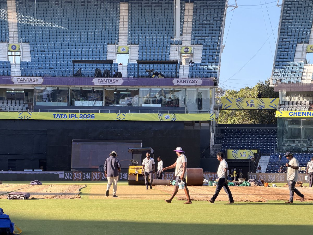 ℝ𝕖𝕥𝕚𝕣𝕖𝕕 𝕀ℙ𝕃 𝔽𝕒𝕟  tweet media