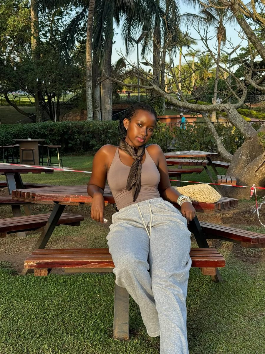 It's Charlotte🍀🌹 tweet media