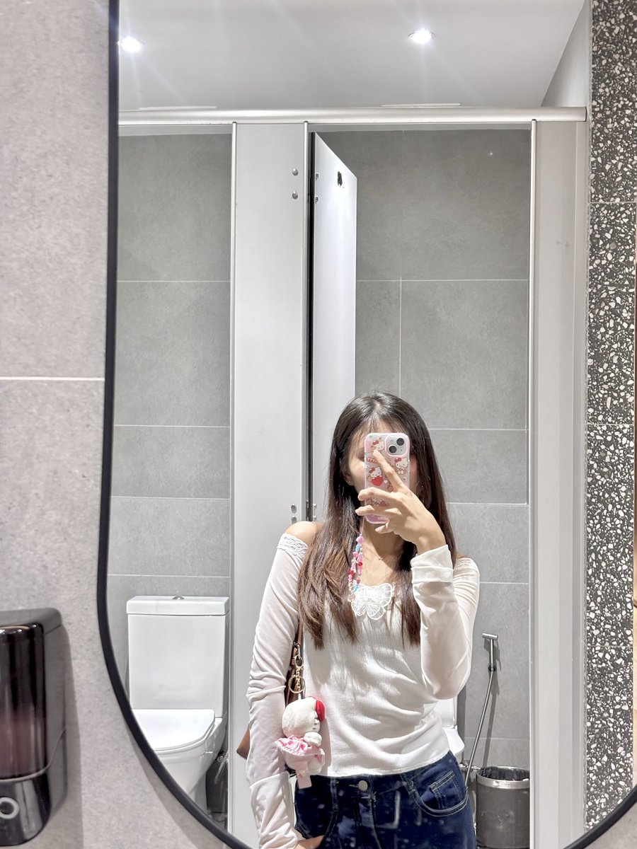superdxke's tweet photo. นี่ไม่หมวย นี่ติ๋ม https://t.co/DRyFVTcz1n