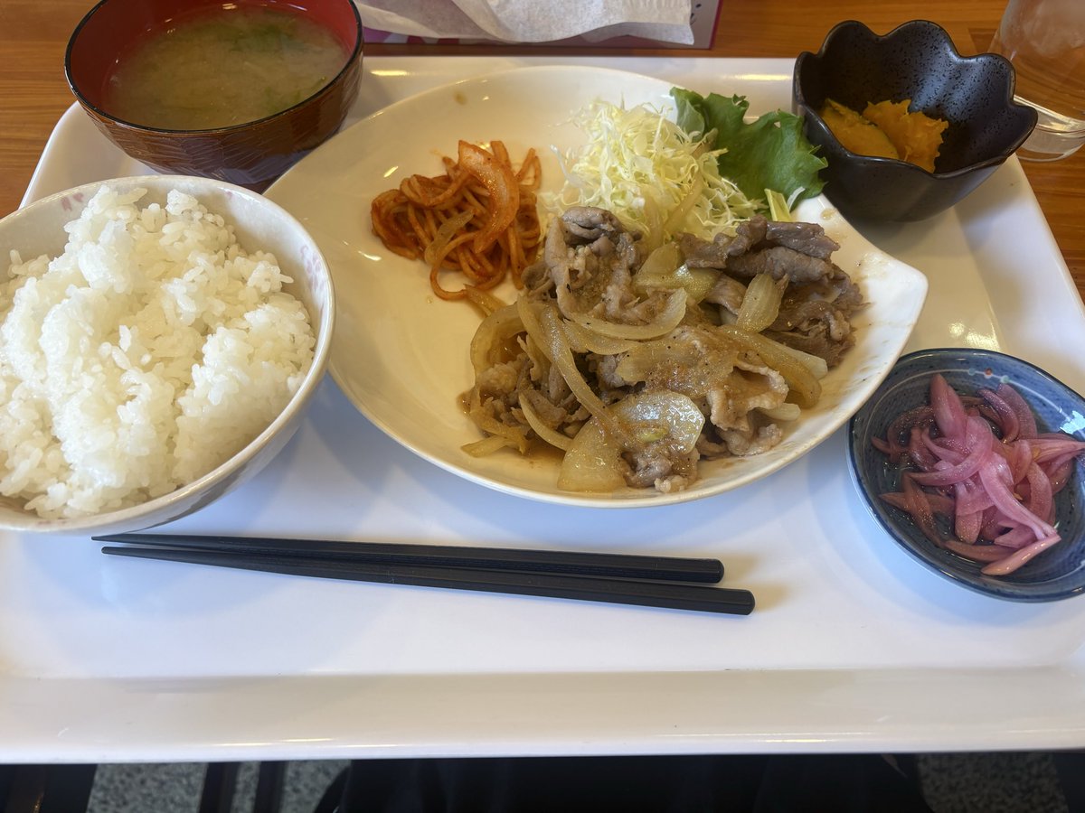 シエル tweet media