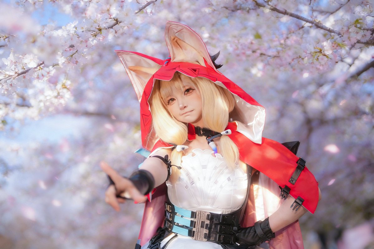 NorthPeaky's tweet photo. 出镜来自咕噜宝的洛茜！

#エンドフィールド #明日方舟终末地 #ArknightsEndfield #洛茜 #Rossi #ロッシ https://t.co/RsxX6tMjVT
