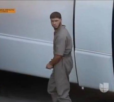 whooismfd's tweet photo. anuel 3 de abril.👹 https://t.co/erlNl9H8ic