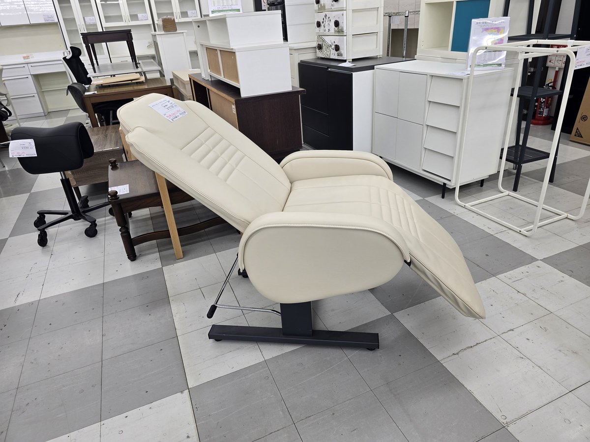 先週末、コチラの商品の人気が結構ありました?今日もお問い合わせ頂い 