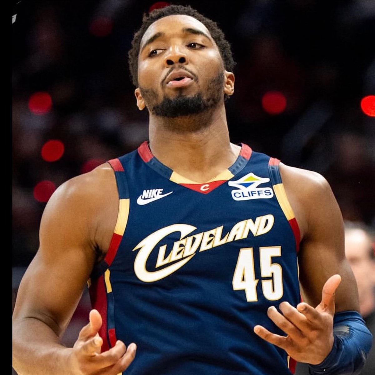 Hoop Central tweet media