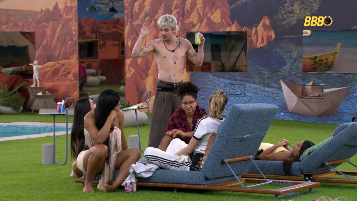 gabi 🥂🧙🏻🌈 tweet media