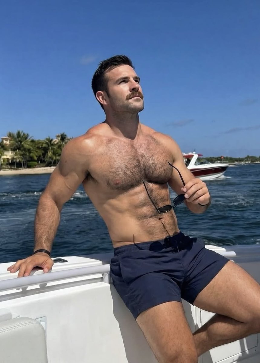 Male Central tweet media