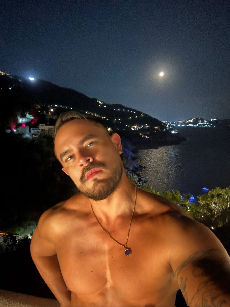 Mr. Mote tweet media