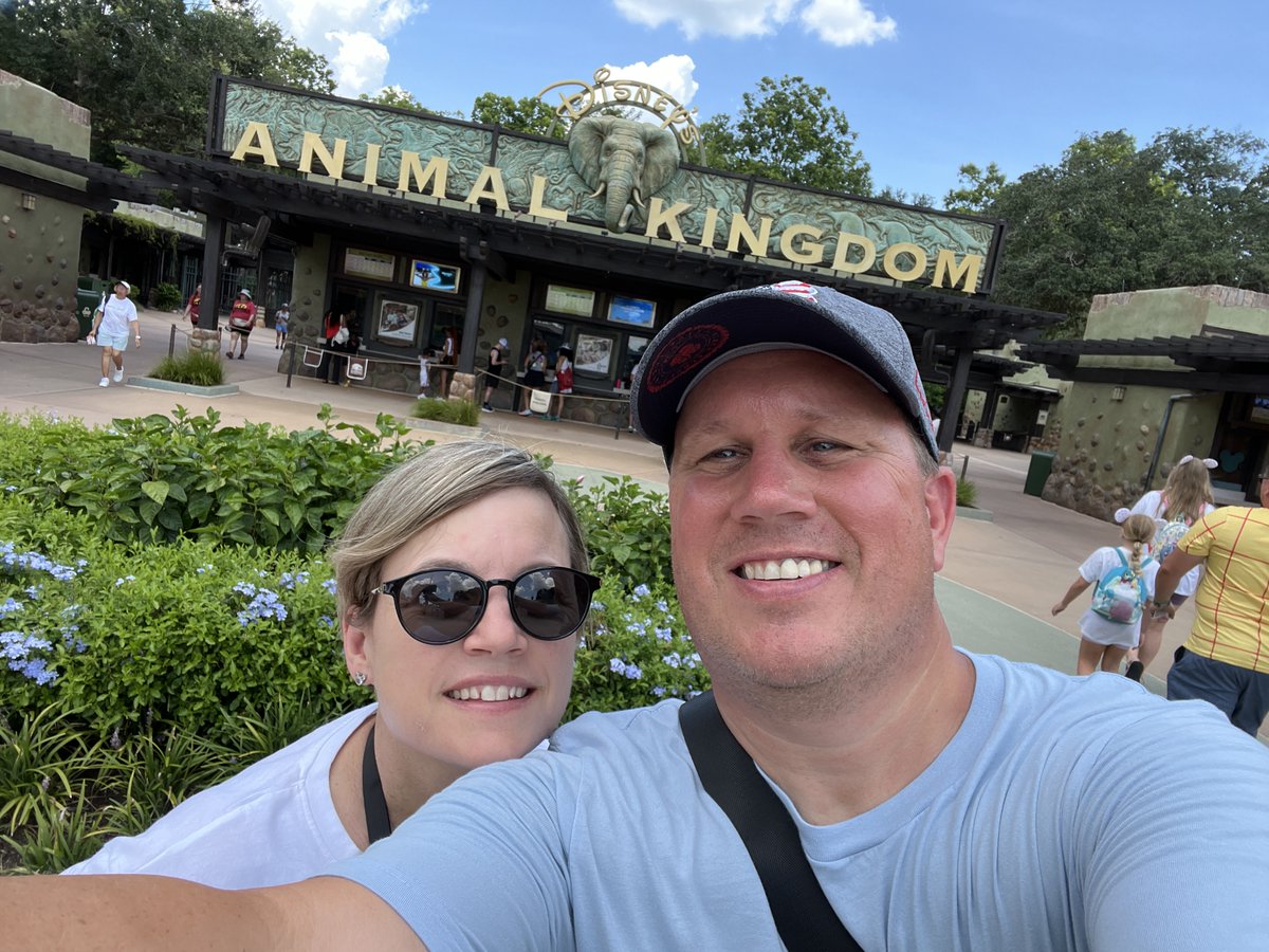 Disney Clips Guy tweet media