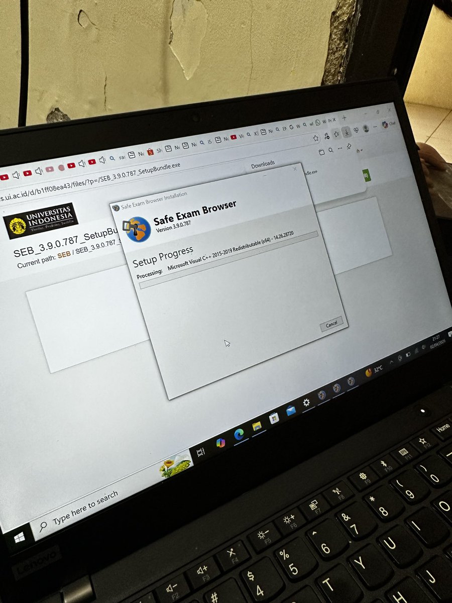 sedang  tweet media