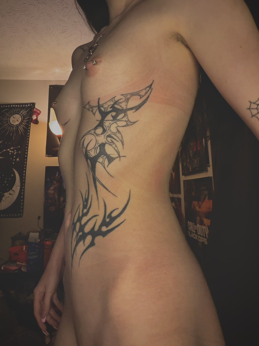 ⊹ ࣪ ˖ 𝖏𝖊𝖓𝖓𝖞 ⊹ ࣪ ˖ tweet media