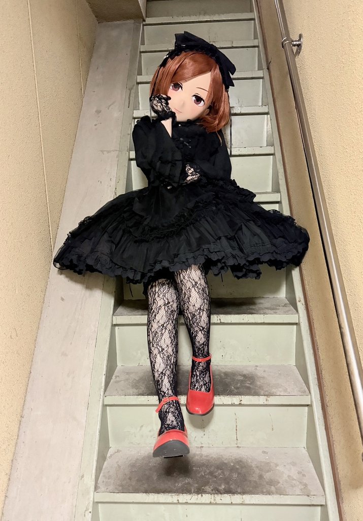 ms2lucy77's tweet photo. 赤ヒールのお嬢さん♡ https://t.co/ZK0h24hp3a