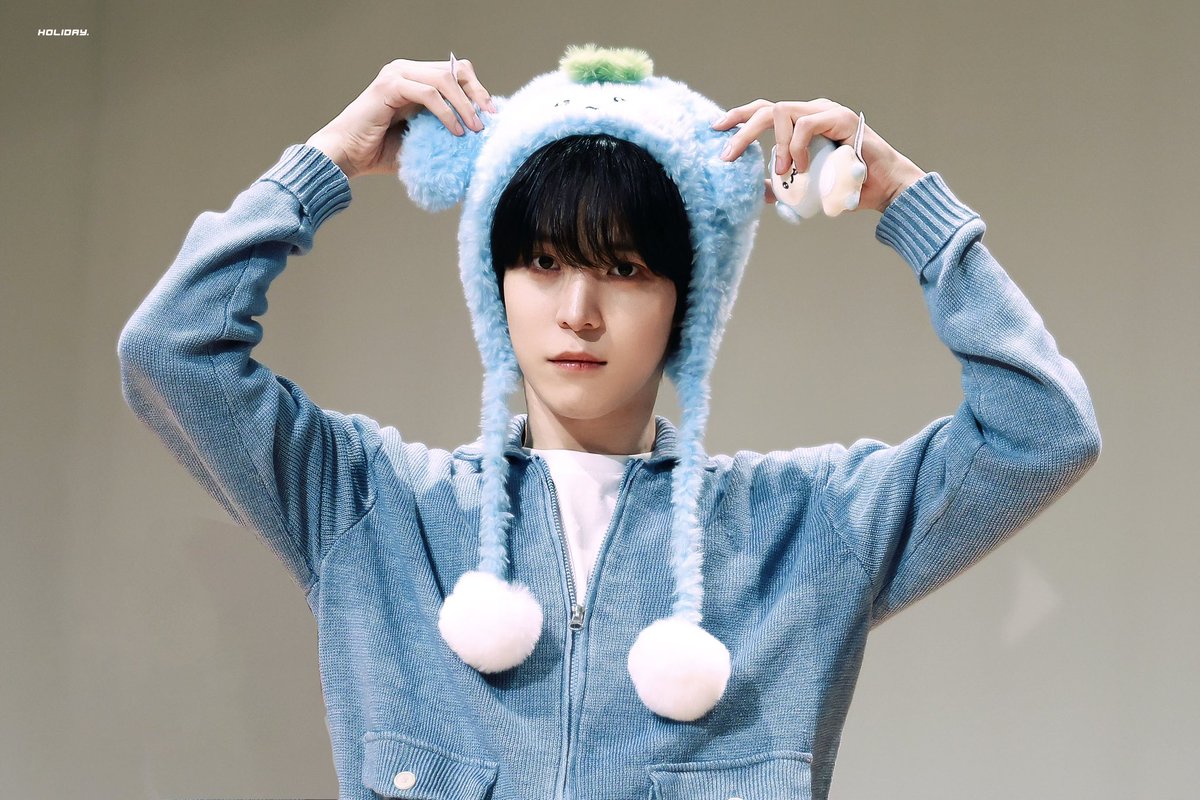 Holiday_1024's tweet photo. 260402 

튜요ちゃん🩵🩵🩵

#에이티즈 #ATEEZ 
#윤호 #YUNHO https://t.co/9az8J52NPj
