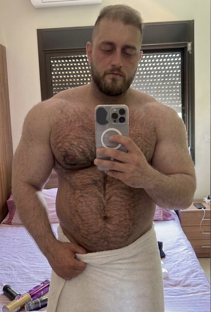 Joey 🇱🇧 tweet media