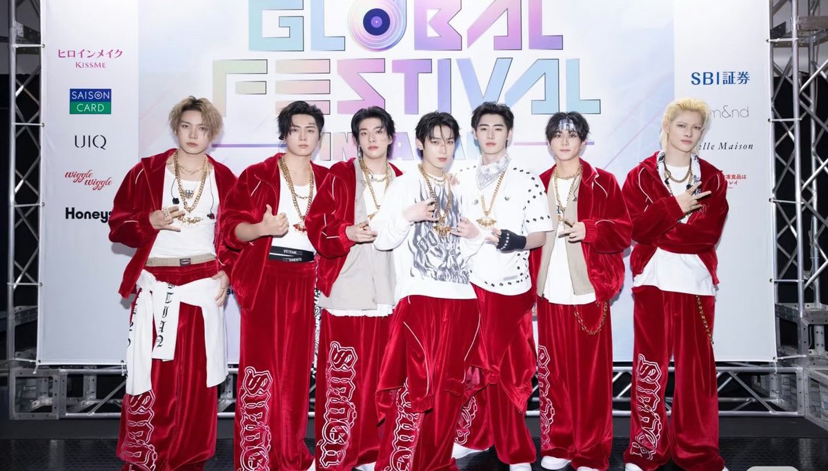 nana💛 tweet media