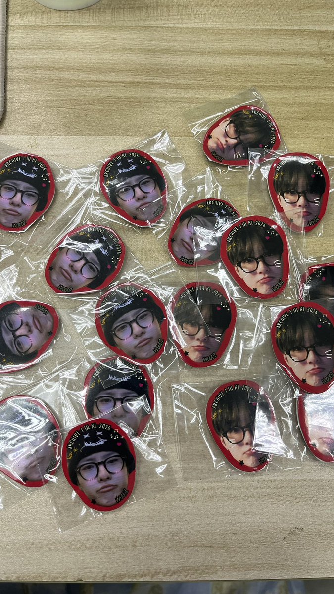 farah⁷ tweet media