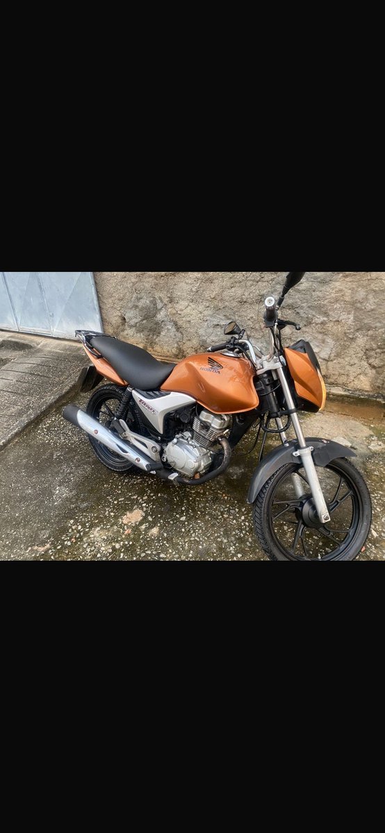 Tive meu primeiro sonho furtado hoje 
Primeira moto que tive a moto que eu mais gostava meu xodó 
Infelizmente Rio de Janeiro não podemos ter nada 
São João de Meriti está abandonado 
Uma puta sacanagem