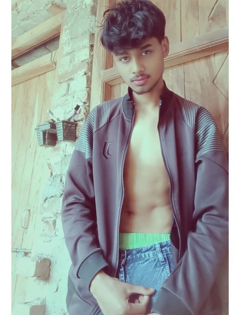মন নিবা নাকি ললিপপ নিবা 😇🤭😌 tweet media