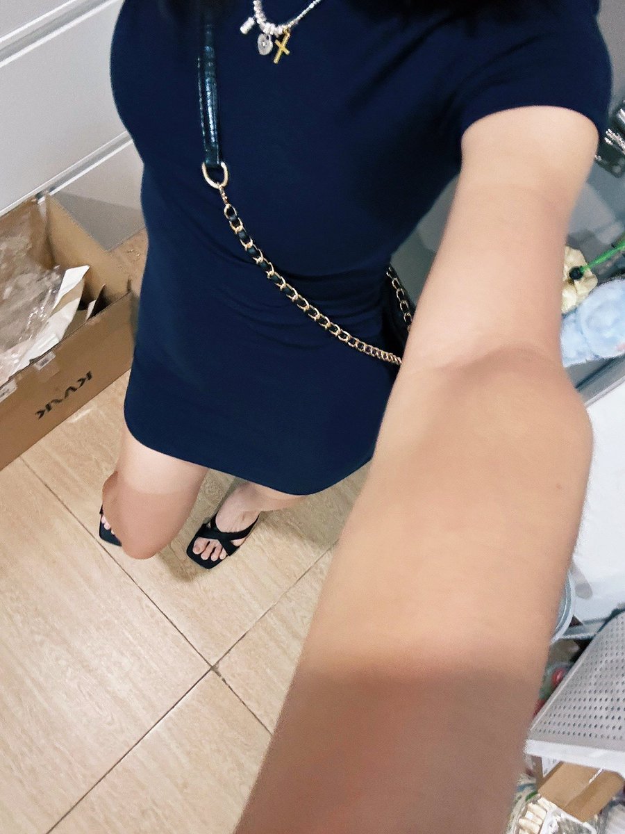 广州字母墙 tweet media