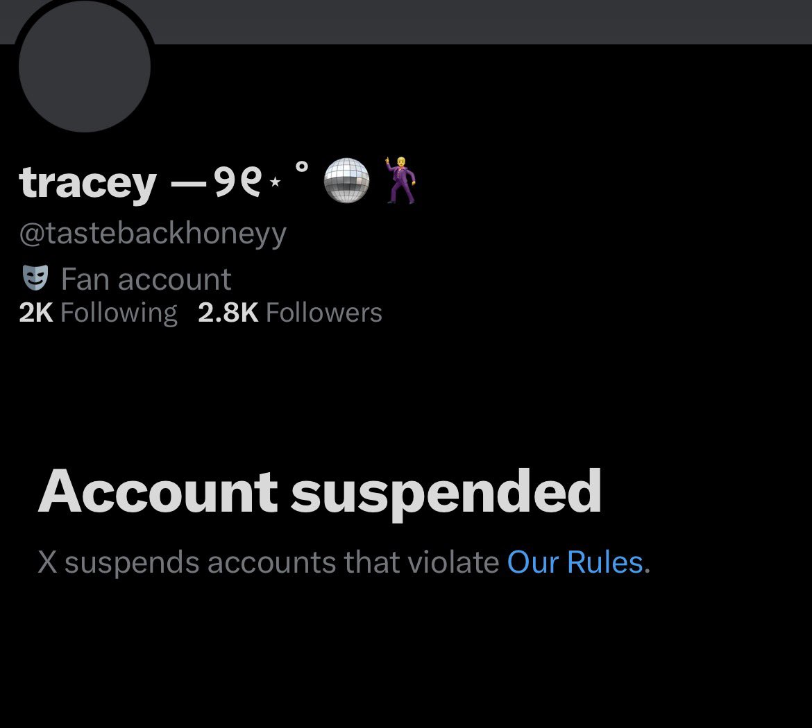 saniyah 🪩 tweet media