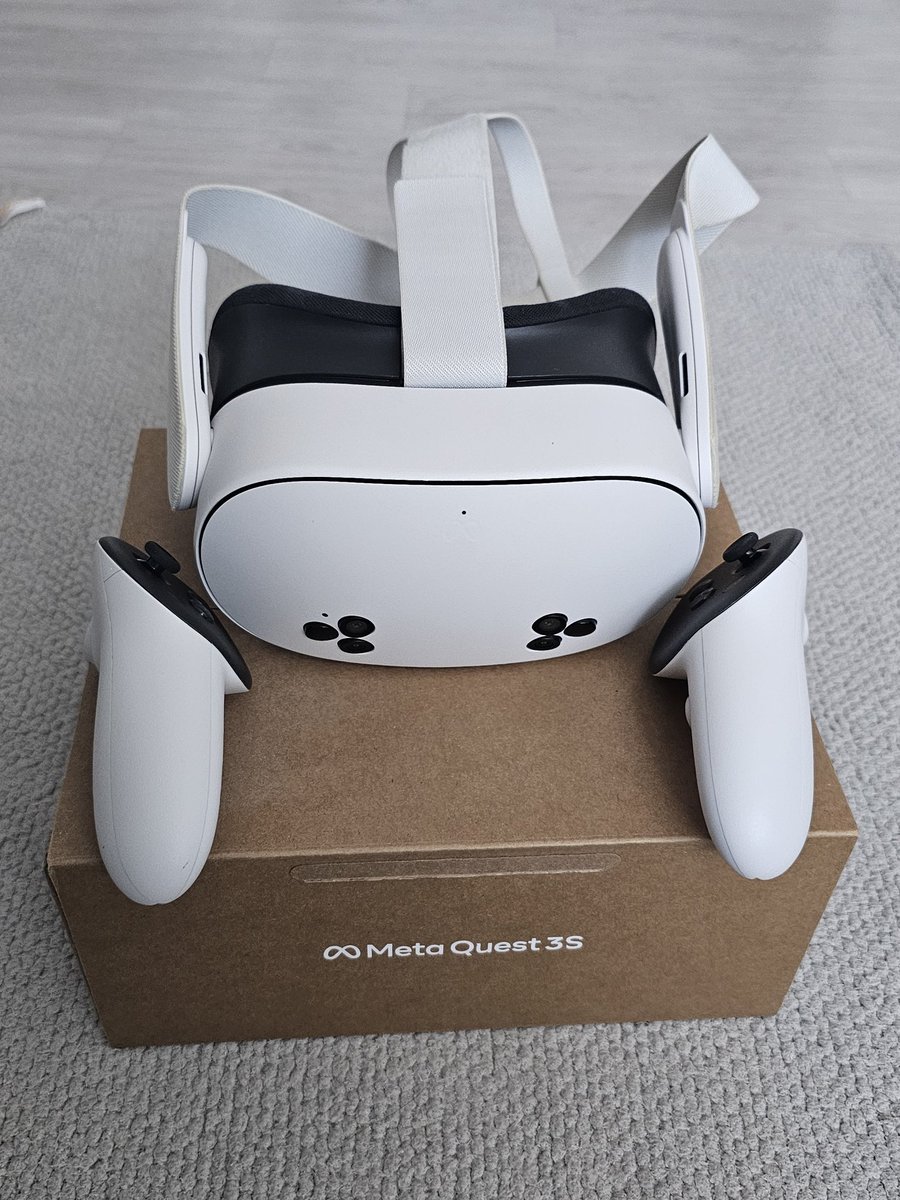 하나노_히나 tweet media