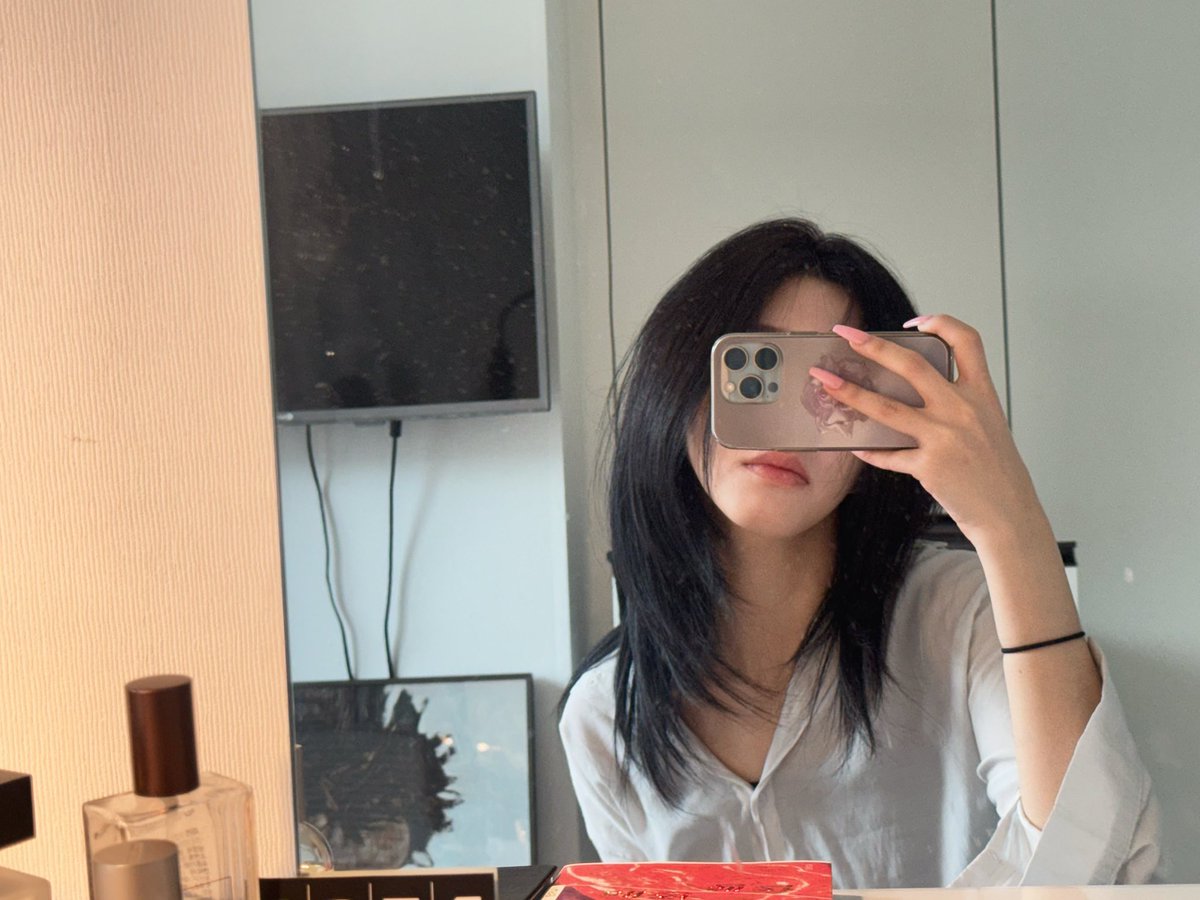 mmyooong's tweet photo. 260403 COSMO ROOM #소현

#트리플에스 #tripleS #소현 #박소현 #sohyun #밥보단소현 https://t.co/2mhzSmBLQK