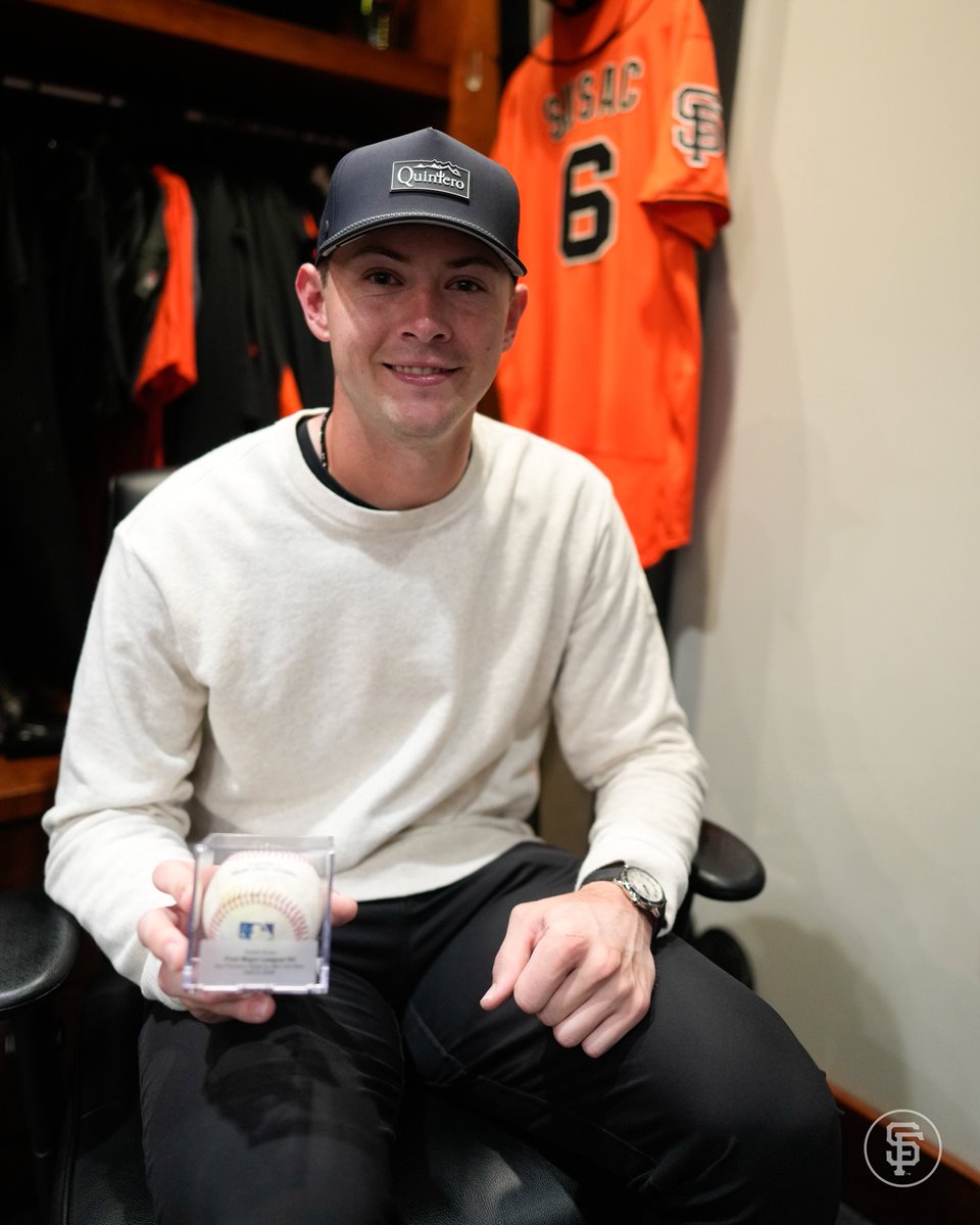 SFGiants's tweet image. Congratulations to Blade Tidwell on his first Major League save, and to Daniel Susac on his first Major League hit 🙌