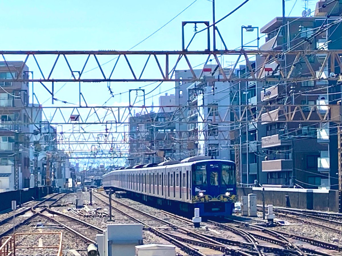 笹塚駅にて
１時間出発遅れてしまったけど会えてよかった
