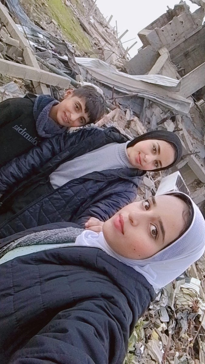 Etemad Banat tweet media