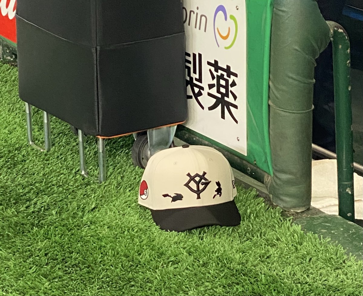 ポケモン 巨人　コラボ　キャップ 巨人の首脳陣、選手たちが着用しているポケモン仕様のキャップはこちら