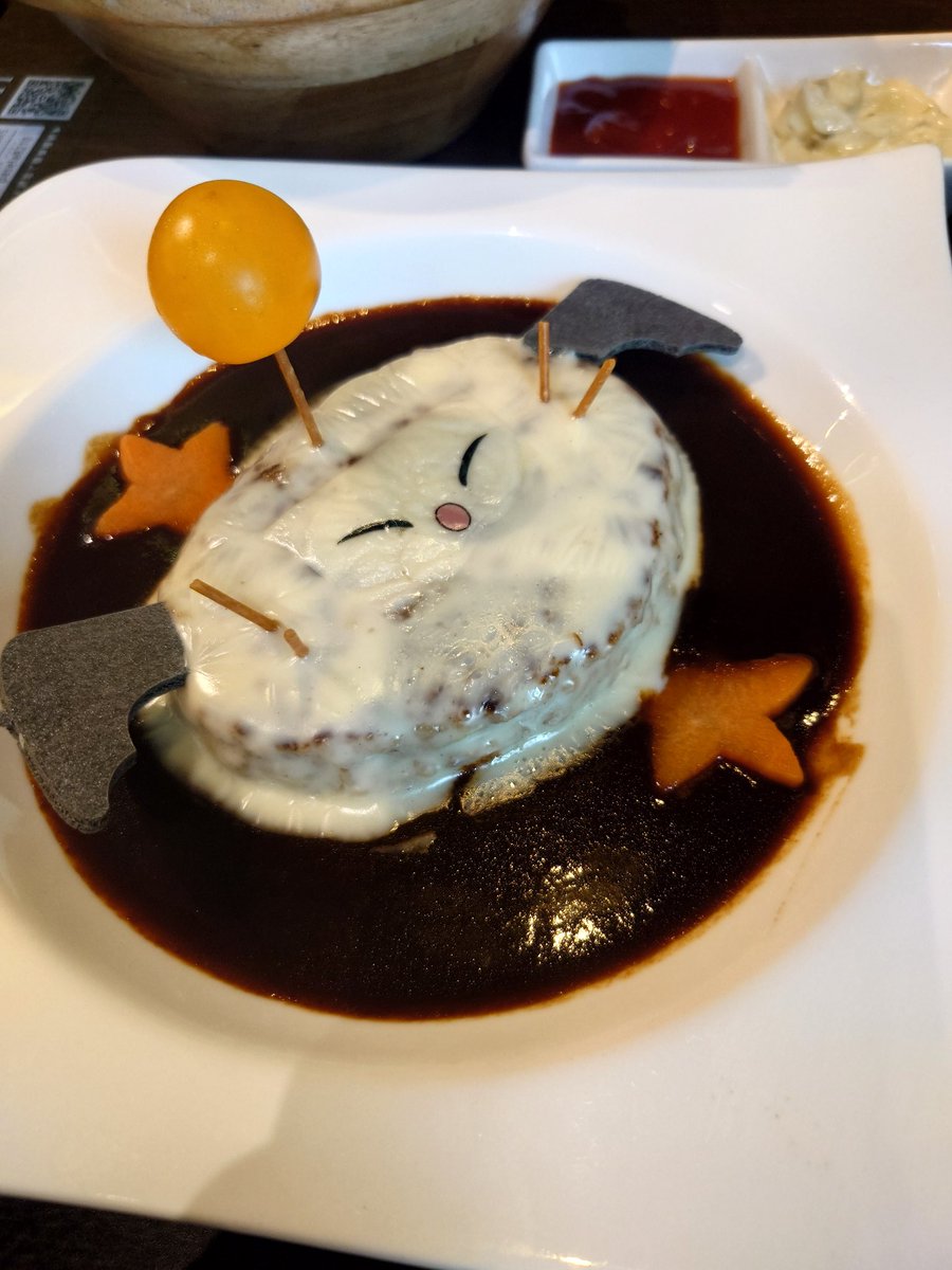 myuu3939's tweet photo. エオカフェきた https://t.co/mjpOculd7R