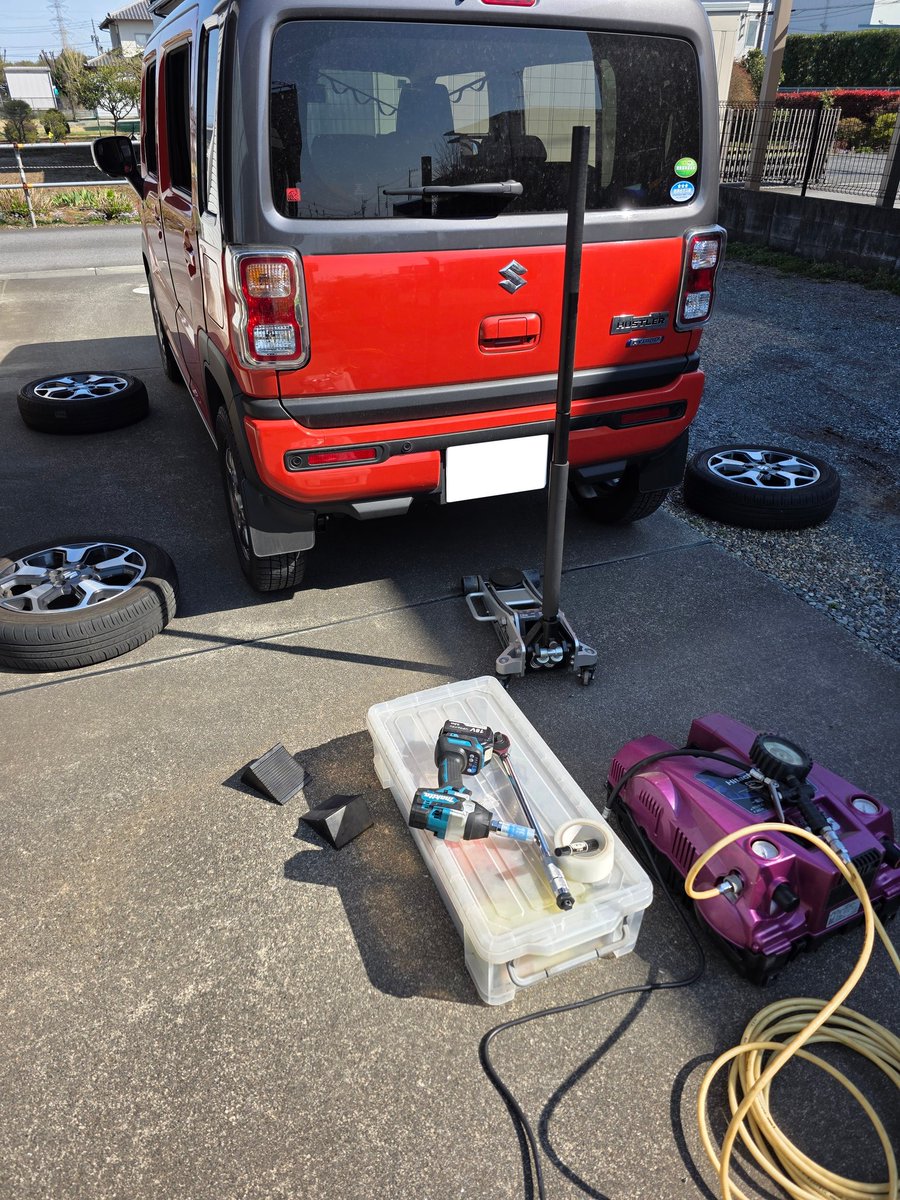 ヨニー tweet media