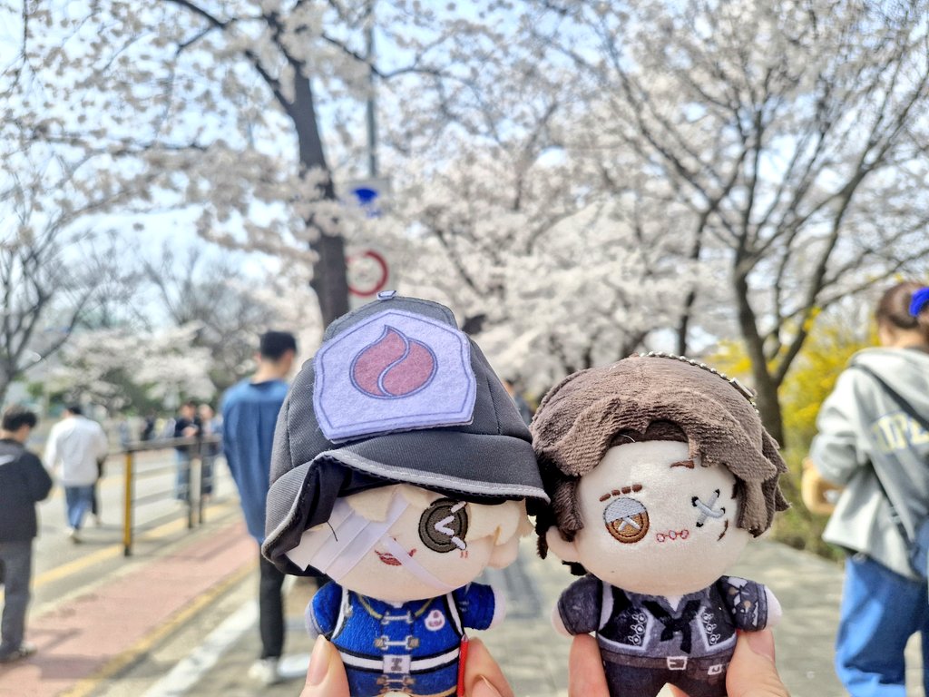 モクテ tweet media