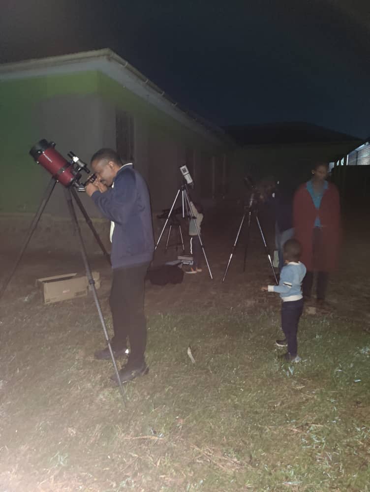 cosmic wanderer 🇺🇬 tweet media