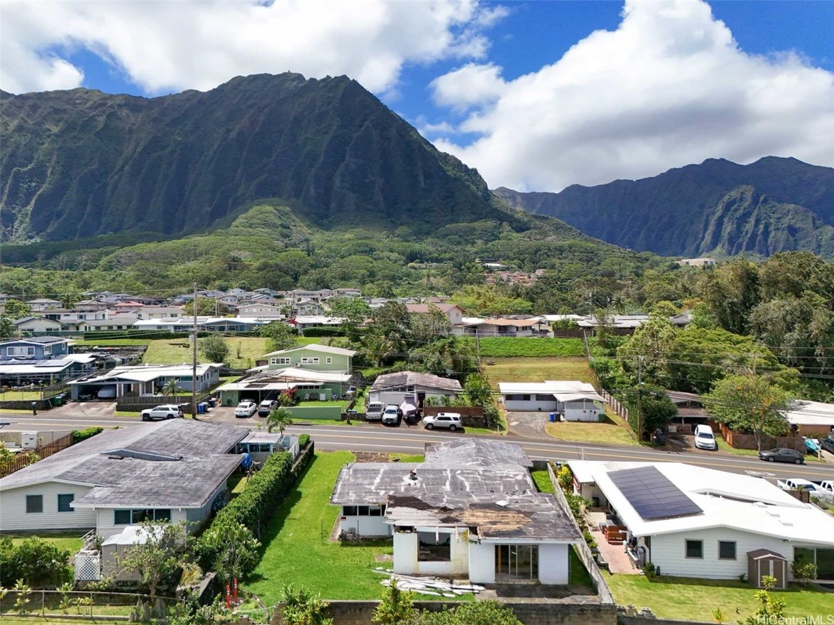 Hawaiʻi Life tweet media