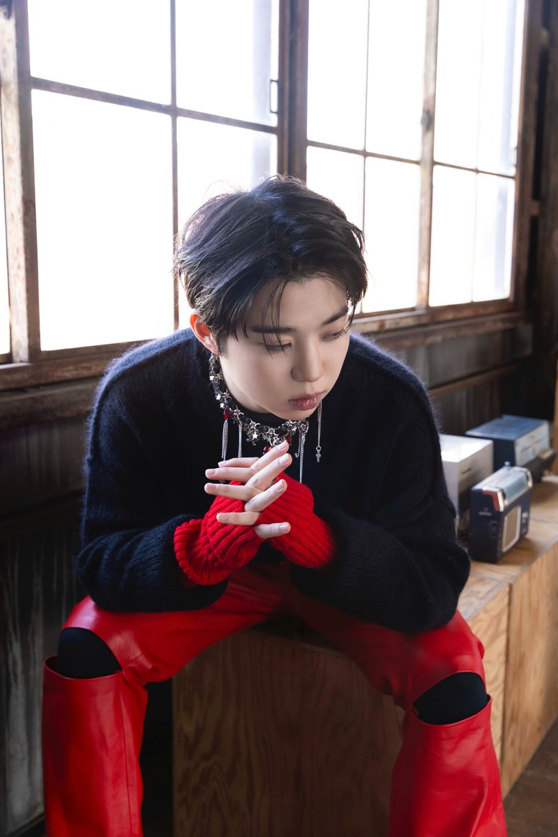 HFU_official's tweet image. [💌] #COMPASS 注目ポイント by #SHUTO

歌詞に注目して聞いて欲しいです！
ブリッジパートからのラスサビへのビルドアップも素敵なのでライブでもりあがること間違いなし！だと思います。

가사에 주목해서 들어주셨으면 해요!
브릿지 파트에서부터 마지막 사비까지의 빌드업이 굉장하기때문에