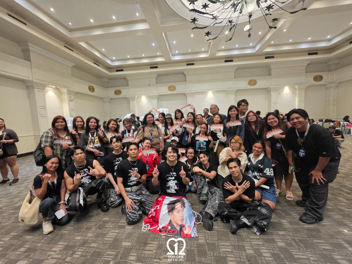 sammmzyy's tweet photo. Happy 6th Anniversary https://t.co/XhwpW99C7G FAMILY! 6yrs and still counting, love ko kayo 🫂🫶

FOR ONE 6TH ANNIV
@1stoneOfficial #1stOne
#LaraOne41 #ForOne6thAnniv https://t.co/GJg7Jrx0SA