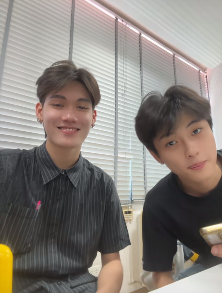 moobingg🥐 tweet media