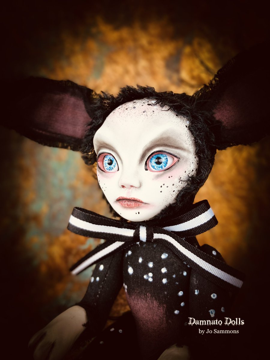 DamnatoDolls's tweet image. Handmade art doll available in my Etsy shop damnatodolls.etsy.com #sculpture #sculptureart #artdoll #MHHSBD #art