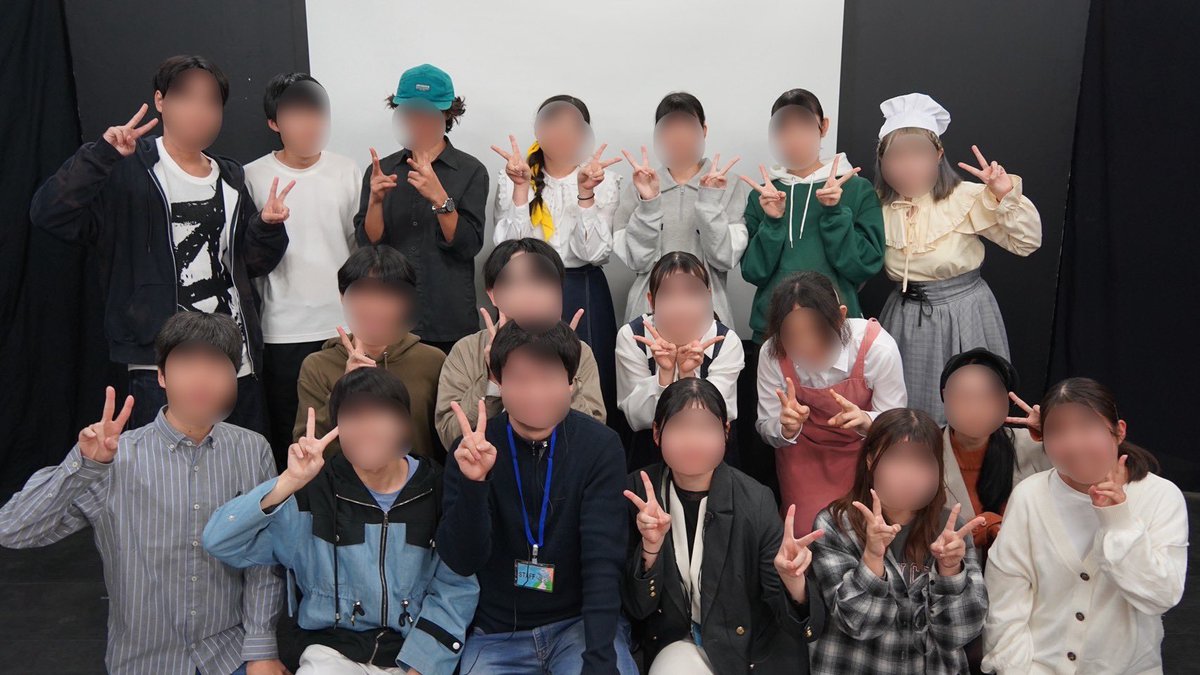 CBS_chiba's tweet photo. サークルの日まであと3日‼️
3日目にご紹介するのは11月上旬に行われる大学祭です！広めの教室を使って番組発表会を行います🙌
大学祭は番組発表会をより多くの人に見ていただける貴重な機会です！ホールの発表会よりも大学祭の方が、知り合いを誘いやすいかなと思いますのでぜひ！😊 https://t.co/OtwD57HjlU