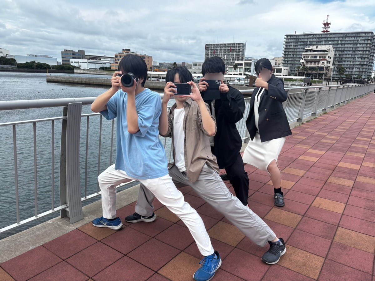 CBS_chiba's tweet photo. サークルの日まであと3日‼️
3日目にご紹介するのは11月上旬に行われる大学祭です！広めの教室を使って番組発表会を行います🙌
大学祭は番組発表会をより多くの人に見ていただける貴重な機会です！ホールの発表会よりも大学祭の方が、知り合いを誘いやすいかなと思いますのでぜひ！😊 https://t.co/OtwD57HjlU