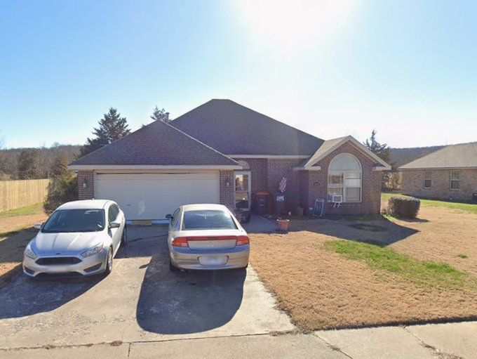 the celeste cat(NO SOY TRANS) tweet media