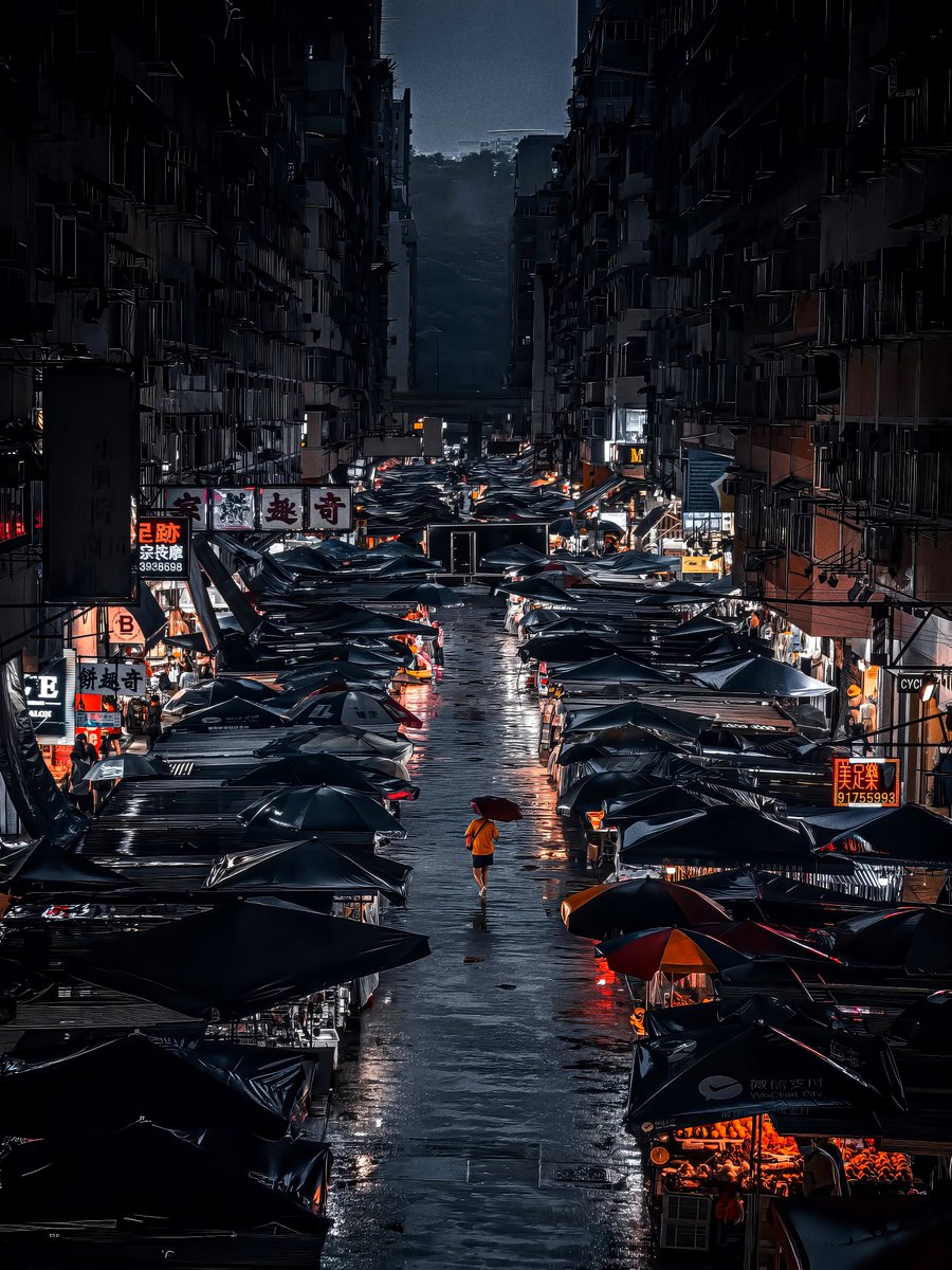 Thomas Tsang - Extremely humid weather back home - Hong Kong