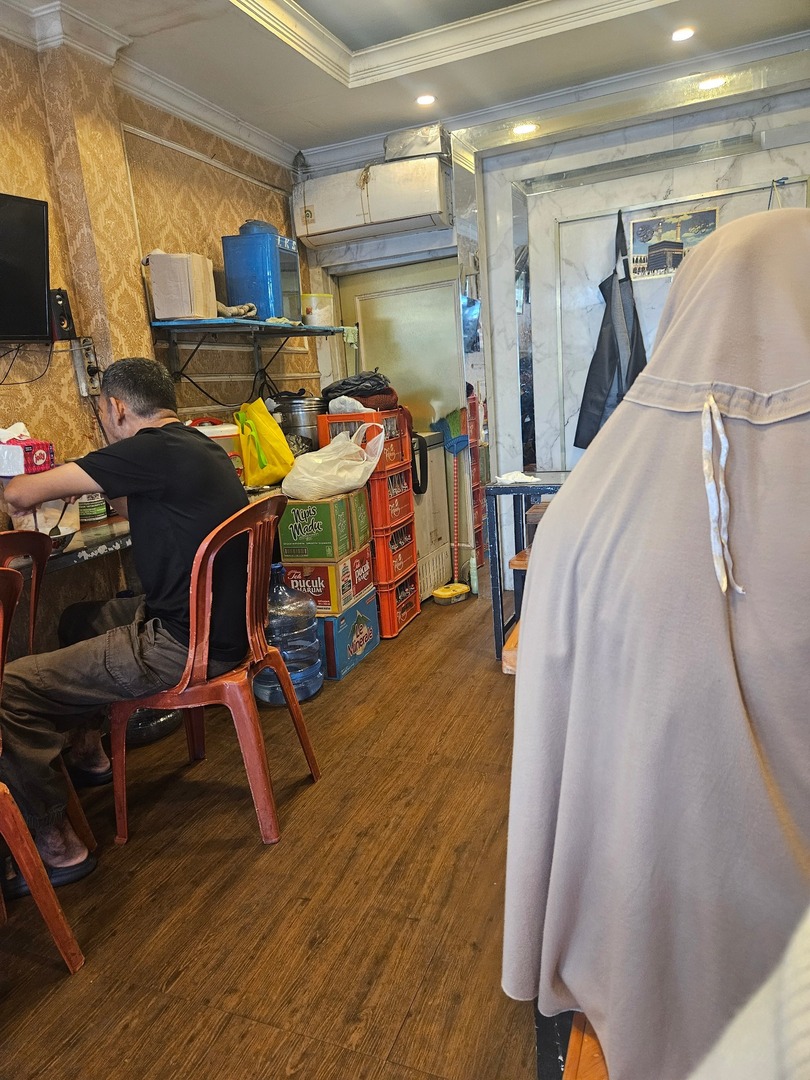 Unpadfess tweet media