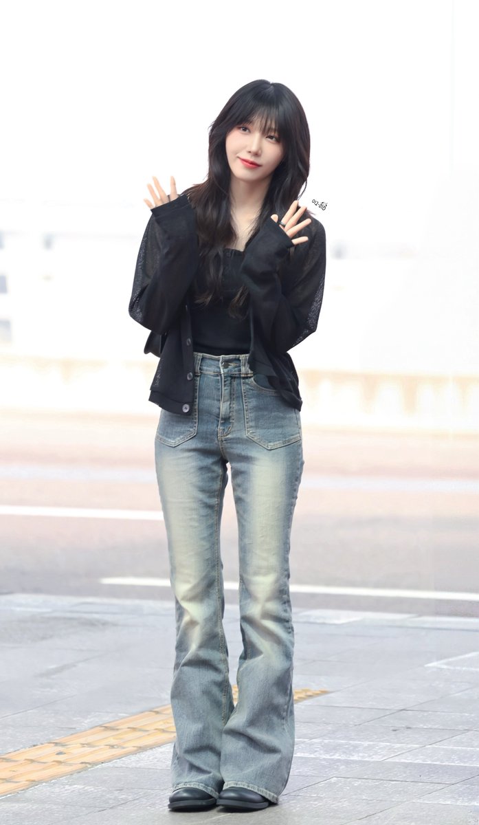 영원히은지 :) tweet media