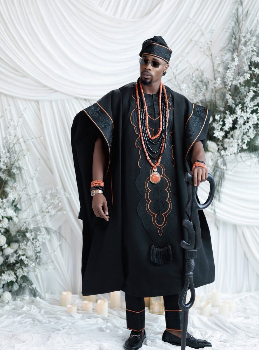 ᴛʜᴇᴍᴀɴᴛᴀɪʟᴏʀ 👻✂️ tweet media